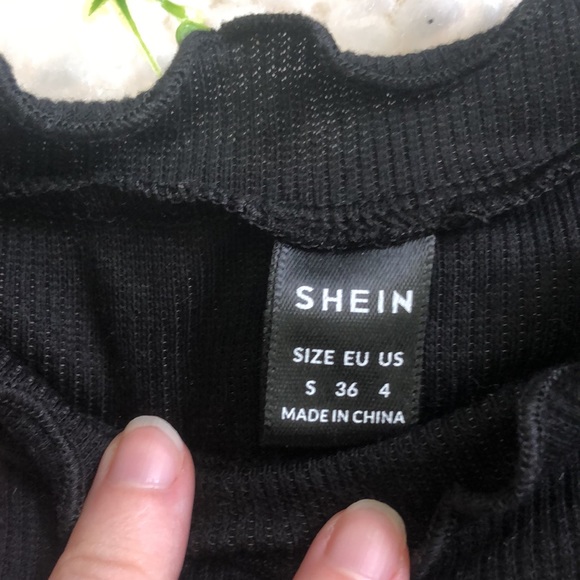 SHEIN Black Long Sleeve Cropped Top w/ Pearls - Picture 2 of 4